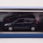 Ford Fusion Μπλε Minichamps 1:43 - image 4 of 4