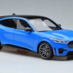 Ford Mustang Mach-E GT Performance Μπλε Otto 1:18 OT414 Ρητίνη - image 4 of 6