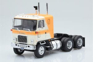 GMC Astro 95 Μπεζ Λευκό IXO 1:43 TR167
