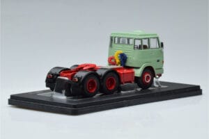 Henschel HS 19 TS Πράσινο IXO 1:43 TR151 Μέταλλο - εικόνα 2 από 6