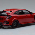 Honda Civic Type R GT FK8 Euro Spec Κόκκινο Otto 1:18 - image 2 of 6