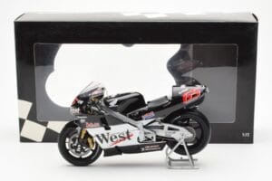Honda NSR500 West Honda Pons #65 L. Capirossi 500cc World Championship 2001 Minichamps 1:12 122016165 Μέταλλο - εικόνα 4 από 4