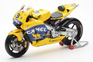 Honda RC211V Pramac Pons #3 M. Biaggi MotoGP 2003 Minichamps 1:12 122037103 Μέταλλο - εικόνα 2 από 4