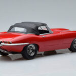 Jaguar E-Type Series 1 Roadster Κόκκινο KK-Scale 1:18 - image 2 of 6