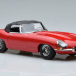 Jaguar E-Type Series 1 Roadster Κόκκινο KK-Scale 1:18 - image 4 of 6