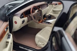 Jaguar XJ6 X350 Ebony Μαύρο Almost Real 1:18 810501 Μέταλλο - εικόνα 7 από 11