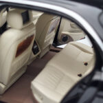 Jaguar XJ6 X350 Ebony Μαύρο Almost Real 1:18 - image 8 of 11