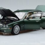 Jaguar XJ6 X350 Racing Πράσινο Almost Real 1:18 - image 2 of 13