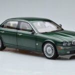 Jaguar XJ6 X350 Racing Πράσινο Almost Real 1:18 - image 6 of 13