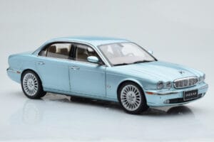 Jaguar XJ6 X350 Seafrost Γαλάζιο Almost Real 1:18 810503 Μέταλλο - εικόνα 7 από 11