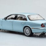 Jaguar XJ6 X350 Seafrost Γαλάζιο Almost Real 1:18 - image 8 of 11