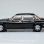 Jaguar XJ6 XJ40 Ebony Μαύρο Almost Real 1:18 - image 4 of 11