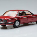 Jaguar XJ6 XJ40 Flamenco Κόκκινο Almost Real 1:18 - image 3 of 11