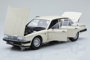 Jaguar XJ6 XJ40 Glacier Λευκό Almost Real 1:18 810542 Μέταλλο - εικόνα 2 από 11