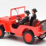 Jeep Willys Tintin 2 Φιγούρες UT Models 1:18 - image 5 of 6