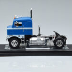 Kenworth Bullnose Μπλε IXO 1:43 - image 3 of 6