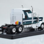 Kenworth W900 Πράσινο Λευκό IXO 1:43 - image 2 of 6