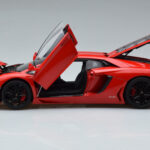 Lamborghini Aventador LP700-4 Andromeda Κόκκινο AUTOart 1:18 - image 4 of 10