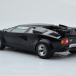 Lamborghini Countach LP5000S Μαύρο AUTOart 1:18 - image 7 of 10