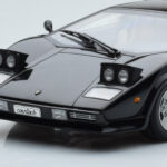 Lamborghini Countach LP5000S Μαύρο AUTOart 1:18 - image 8 of 10