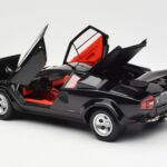 Lamborghini Countach LP 5000 Quattrovalvole Μαύρο Kyosho 1:18 08320BK - image 5 of 8