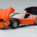Lamborghini Miura SV Πορτοκαλί AUTOart 1:18 - image 2 of 8