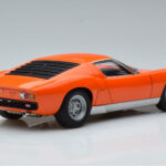 Lamborghini Miura SV Πορτοκαλί AUTOart 1:18 - image 3 of 8