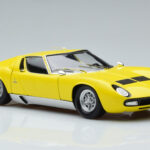Lamborghini Miura SV Κίτρινο Kyosho 1:18 - image 6 of 11