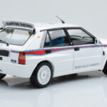 Lancia Delta HF Integrale 6 Λευκό Kyosho 1:18 - image 4 of 8