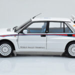 Lancia Delta HF Integrale 6 Λευκό Kyosho 1:18 - image 5 of 8