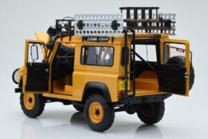 Land Rover Defender 90 Camel Trophy Borneo 1985 Almost Real 1:18 810213 Μέταλλο - εικόνα 5 από 8
