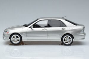 Lexus IS200 XE10 Ασημί Otto 1:18 OT991 Ρητίνη - εικόνα 3 από 6