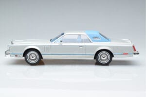 Lincoln Continental Mark V Ασημί MCG 1:18 MCG18403 Μέταλλο - εικόνα 3 από 6