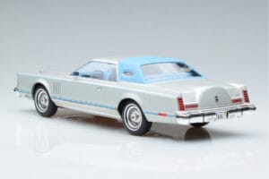 Lincoln Continental Mark V Ασημί MCG 1:18 MCG18403 Μέταλλο - εικόνα 5 από 6