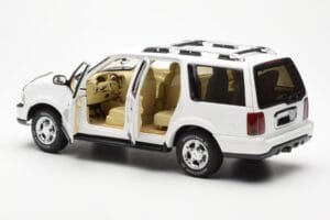 Lincoln Navigator Λευκό AUTOart 1:18 72761 Μέταλλο - εικόνα 5 από 8