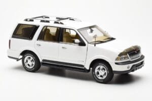 Lincoln Navigator Λευκό AUTOart 1:18 72761 Μέταλλο - εικόνα 6 από 8