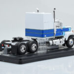 Mack Superliner Magnum Λευκό Μπλε IXO 1:43 - image 2 of 6