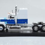 Mack Superliner Magnum Λευκό Μπλε IXO 1:43 - image 3 of 6