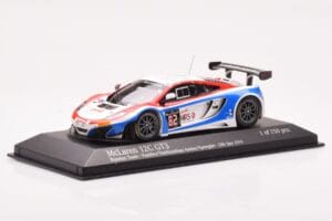 McLaren 12C GT3 #82 Russian Team A. Vasiliev / D. Vasiliauskas / M. Asmer / B. Spengler Spa 24 Hours 2014 Minichamps 1:43 437 - εικόνα 2 από 4