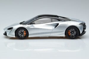 McLaren Artura Ασημί GT Spirit 1:18 GT873 Ρητίνη - εικόνα 3 από 6