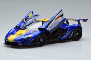 McLaren P1 GTR Μπλε Με Κίτρινες Ρίγες AUTOart 1:18 81542 Σύνθετο - εικόνα 2 από 7