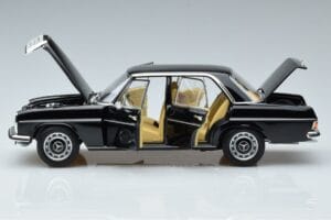 Mercedes 200 W115 Περιορισμένη Έκδοση Norev 1:18 183775 Μέταλλο - εικόνα 4 από 8