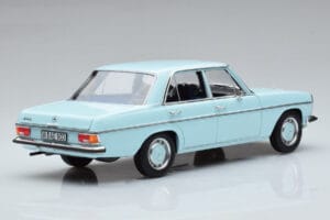 Mercedes 200 W115 Norev 1:18 183777 Μέταλλο - εικόνα 3 από 7