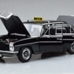 Mercedes 200 W115 Taxi Norev 1:18 183776 Μέταλλο - image 2 of 7
