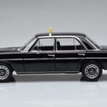 Mercedes 200 W115 Taxi Norev 1:18 183776 Μέταλλο - image 4 of 7