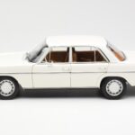 Mercedes 200 W115 Λευκό Norev 1:18 183770 - image 4 of 8