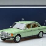 Mercedes 200 W123 Πράσινο Norev 1:18 183796 Μέταλλο - image 7 of 7