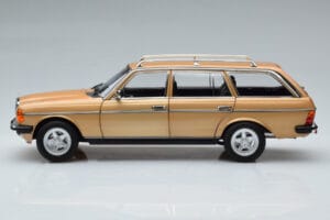 Mercedes 200T S123 AMG Package Μπεζ Norev 1:18 183739 Μέταλλο - εικόνα 5 από 9