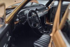 Mercedes 200T S123 AMG Package Μπεζ Norev 1:18 183739 Μέταλλο - εικόνα 8 από 9
