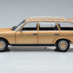 Mercedes 200T S123 Μπεζ Norev 1:18 - image 5 of 9
